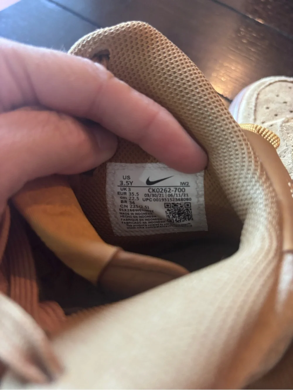 Nike Kids High-Top Suede Boots in Wheat/Tan